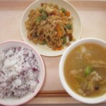 給食１ 050