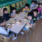 給食１ 030