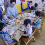 給食１ 012