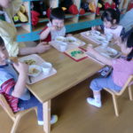 給食１ 021